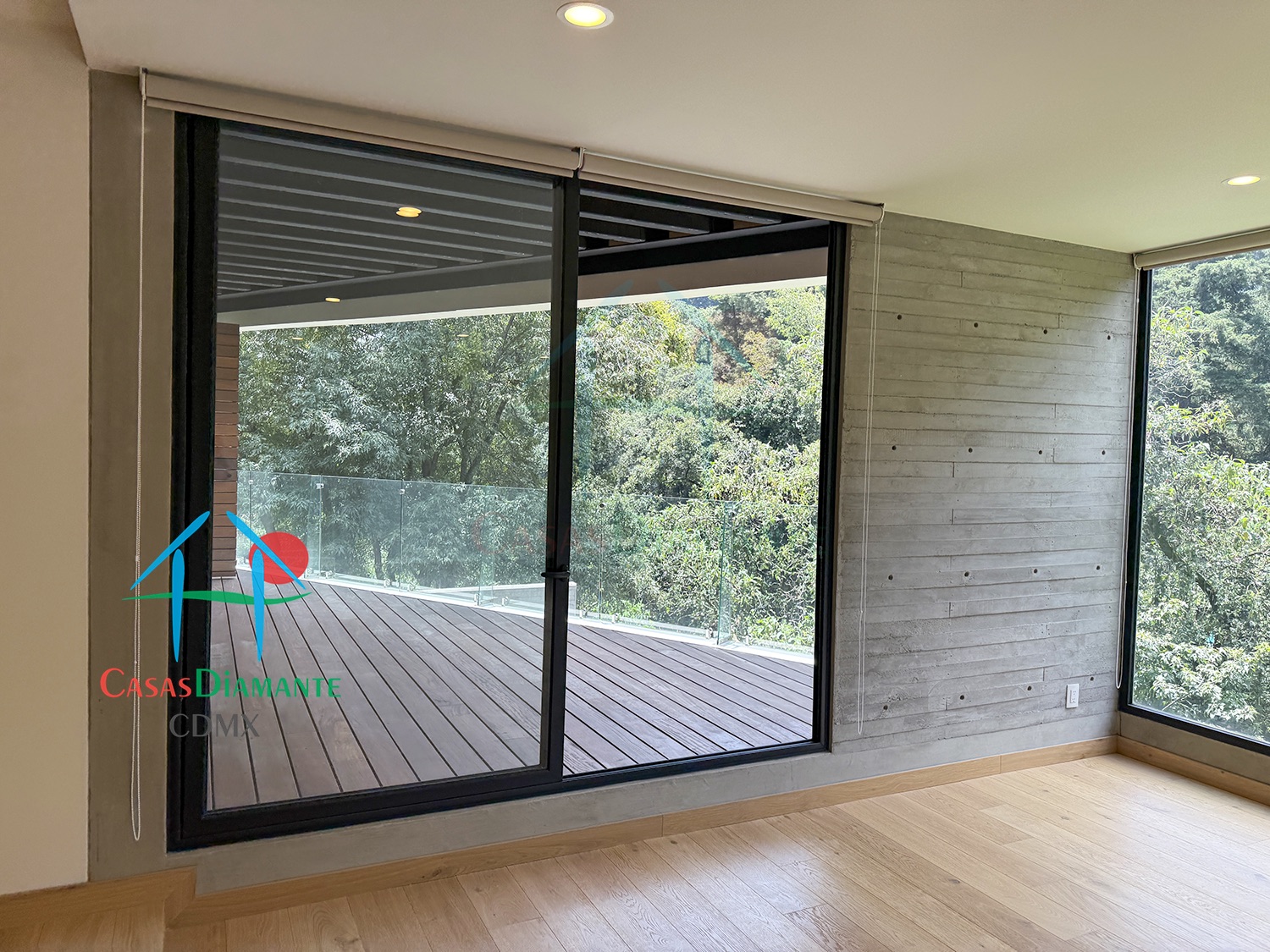 Las Aguilas Ursus BJB - Terraza 1